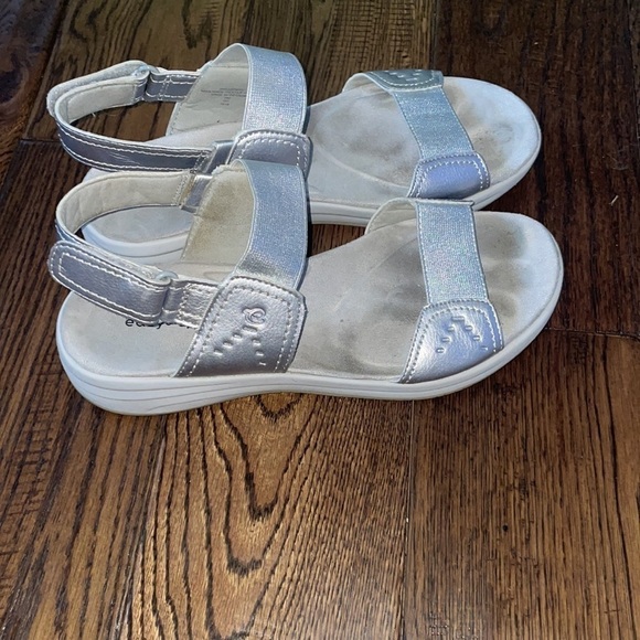 Easy Spirit Silver Comfort Sandals - Picture 2 of 4